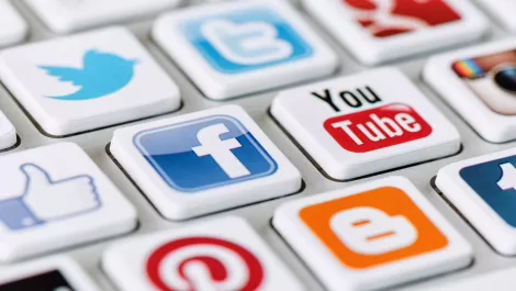 How to use social media to land a job...