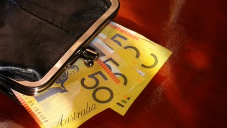 Dick Smith support staff cut; employees owed $2m in annual leave error