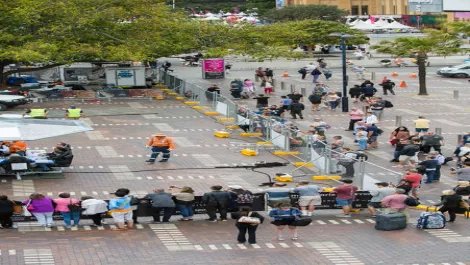 Macquarietelecom lunchinthesky1