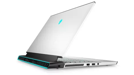 Alienware m15