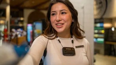 Motorola solutions v200 retail 1